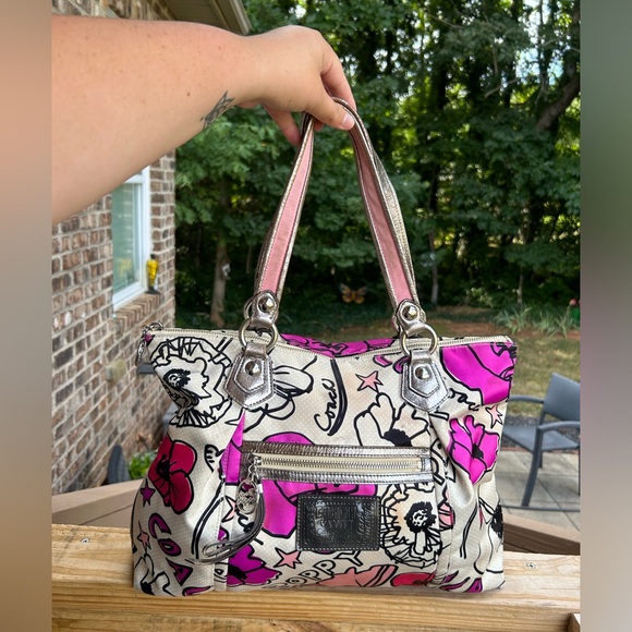 Coach Poppy graphic Large Petal Print purse EUC - Picture 3 of 16